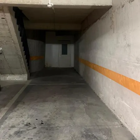 Center Τίρανα
